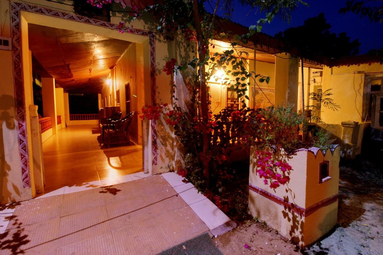 Bhadrawati - A Riverside Safari Lodge Ranthambore ภายนอก รูปภาพ